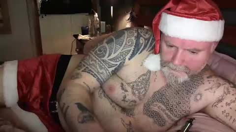 Tattooeddilf online show from 12/22/24, 08:41