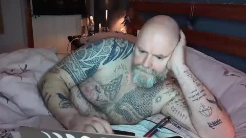 Tattooeddilf online show from 11/29/24, 12:30