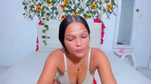 taty_evanss online show from 11/24/24, 02:16