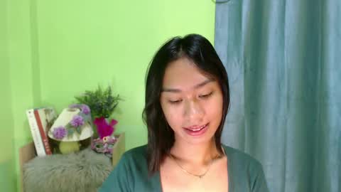 i am  kiara online show from 11/28/24, 03:38