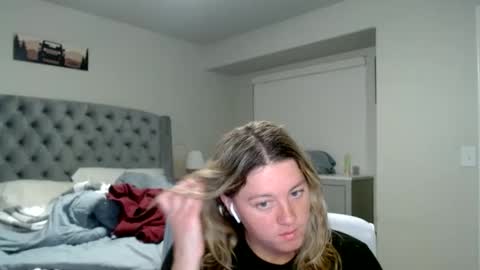 thatprettyblondegirl online show from 12/23/24, 02:26