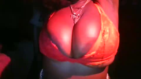 theebonybrownie online show from 12/18/24, 06:05