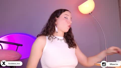 Goddess Karla    online show from 12/02/24, 01:54