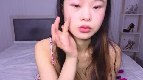 tina__kim online show from 11/29/24, 04:37