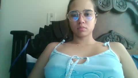 triana_bell online show from 11/12/24, 04:15