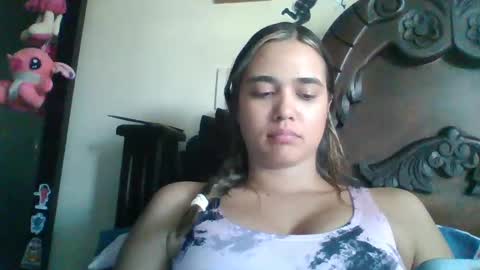 triana_bell online show from 12/04/24, 06:23