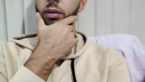 TunisienSexyGuy online show from 11/15/24, 07:36