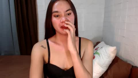 urhottylicious_cum online show from 12/04/24, 06:16