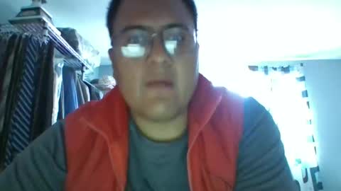 urielmedina960831 online show from 12/27/24, 07:33