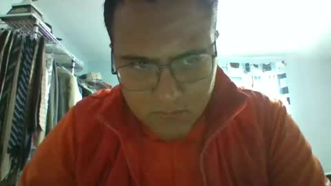 urielmedina960831 online show from 12/24/24, 02:03