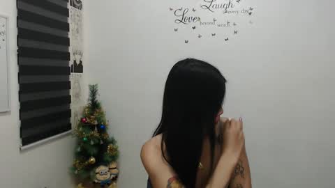 hi im kim online show from 12/15/24, 03:06