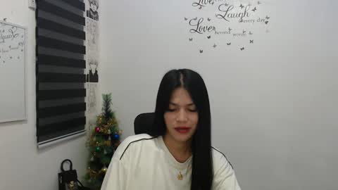 hi im kim online show from 12/19/24, 02:13