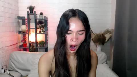 ursandra_xx online show from 01/03/25, 08:58