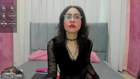 vampy_dolll online show from 11/29/24, 01:14