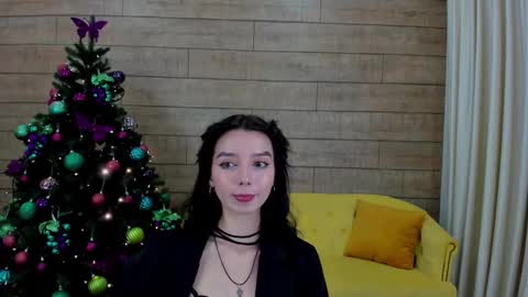 vanessavien online show from 12/10/24, 04:42