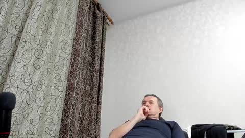 vano_822 online show from 01/03/25, 10:37