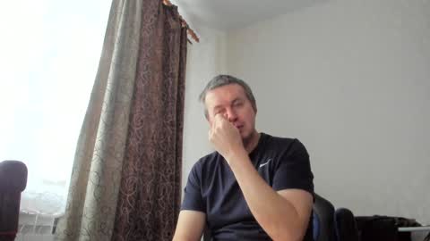 vano_822 online show from 01/04/25, 10:44