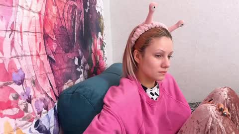 Vasya Sylvia online show from 11/12/24, 05:29