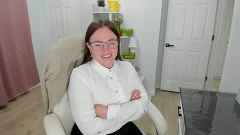 Ukrainian-woman online show from 11/14/24, 02:31