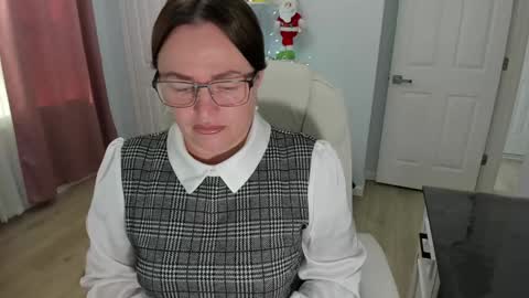 Ukrainian-woman online show from 12/13/24, 03:49