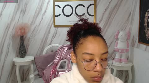 violeth_b online show from 12/09/24, 12:34