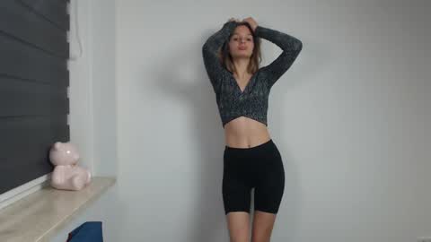 vivien_slender online show from 11/12/24, 01:55