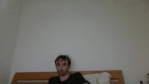 hung boy online show from 12/03/24, 06:45