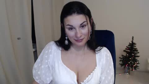 wonderr_woman online show from 12/27/24, 10:17