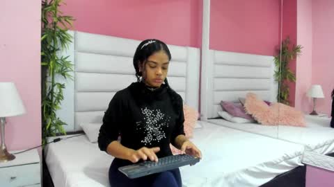 ximena_towers online show from 11/21/24, 11:05