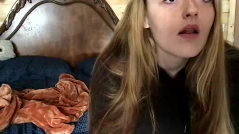 xxxsam_rosexxx online show from 12/06/24, 03:00