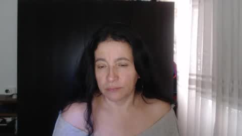 yasmin_love85 online show from 12/16/24, 02:55