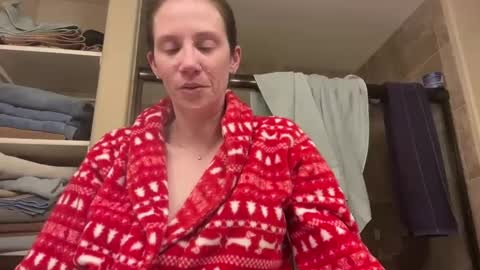 yourstrulylivy online show from 12/24/24, 05:38