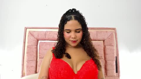 zoee_lov online show from 12/13/24, 03:30