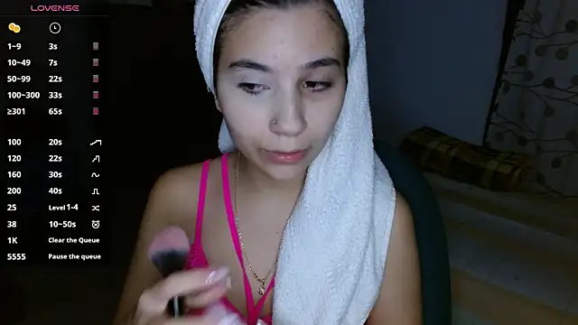 mia  lopez  online show from 12/10/24, 11:21