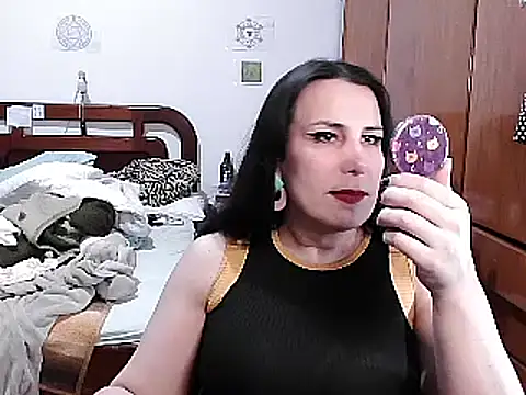 LauraVicttoria361215 online show from 11/19/24, 10:17