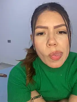 martina contreras online show from 12/28/24, 04:03