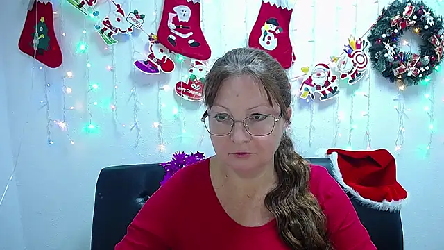 VanessaHotts online show from 12/23/24, 06:58