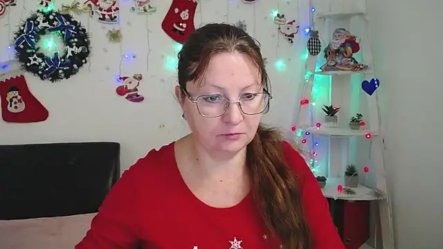 VanessaHotts online show from 12/27/24, 06:14