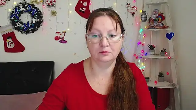 VanessaHotts online show from 12/26/24, 07:59