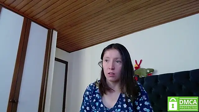 Sophi Cute online show from 12/20/24, 12:21