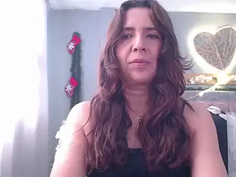 Victoria meester online show from 12/20/24, 02:08