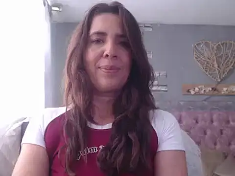 Victoria meester online show from 11/27/24, 02:50