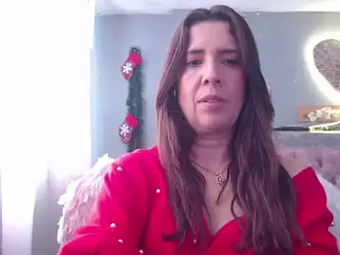 Victoria meester online show from 12/18/24, 02:14