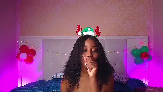 MichaelaCox online show from 12/26/24, 07:33