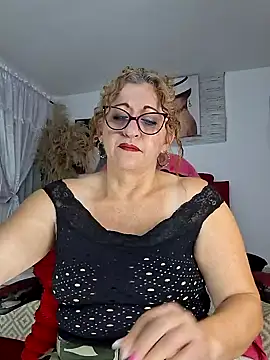 evelin hott online show from 11/28/24, 11:46