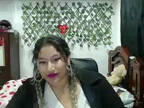 EmilyLove1014 online show from 11/25/24, 01:33