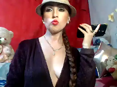 hottieperla online show from 11/16/24, 06:45