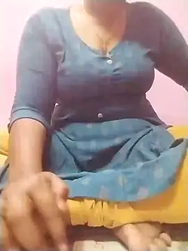 Tamilpriya46 online show from 01/17/25, 07:42