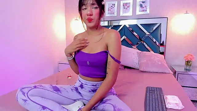 Miakhalifa 7 online show from 11/15/24, 10:18