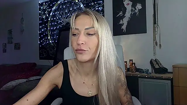 SexxyLiviaa online show from 11/27/24, 03:11